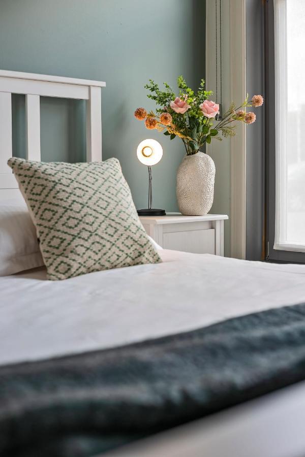 Huswell - Charming Getaway In The Historical City Center Brugge Dış mekan fotoğraf